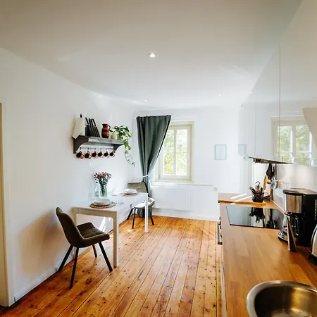 Levin 35qm 2personen Mit Pool Wifi Und Parken * Dornburg-Camburg