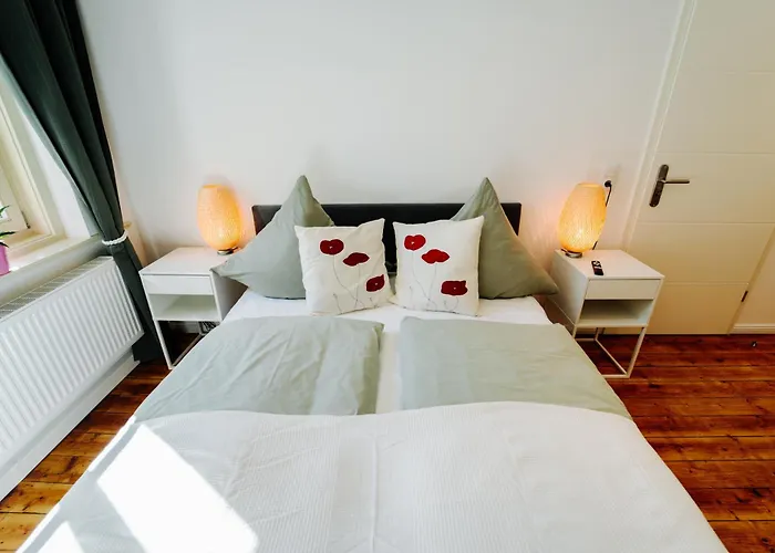 Levin 35qm 2personen Mit Pool Wifi Und Parken アパート *