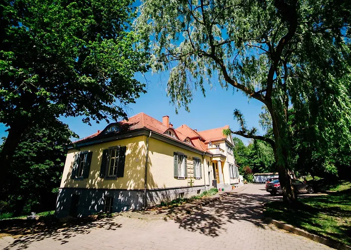 Levin 35qm 2personen Mit Pool Wifi Und Parken *